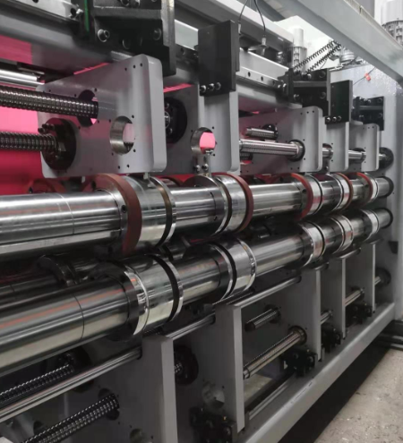 PRY-D1224 Alta velocità Full Automatic 4 Color Flexo Printing Slotting Die Cutting Stacking Machine 7