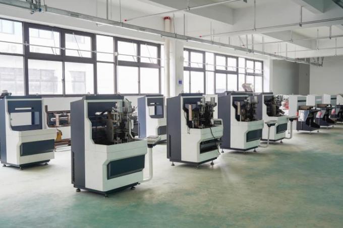 PRY-450A Macchina di inserimento di corde per sacchetti di carta 17