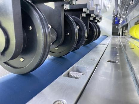 PRY-1800 Macchina di taglio campione a passaggio singolo automatica per scatole di cartone 6