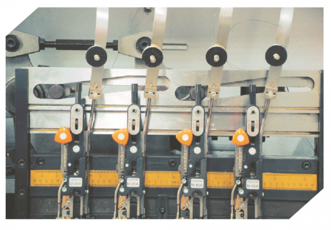 PRY-8D Macchina per la cucitura e il taglio delle selle da collezione e da libro 7