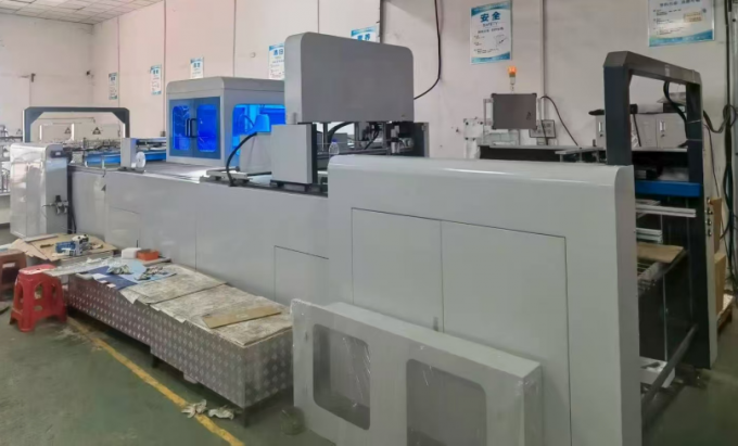 TCPP-1200 Macchina per la riparazione delle finestre delle scatole regalo completamente automatica 1